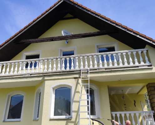 Maľovanie fasády rodinného domu