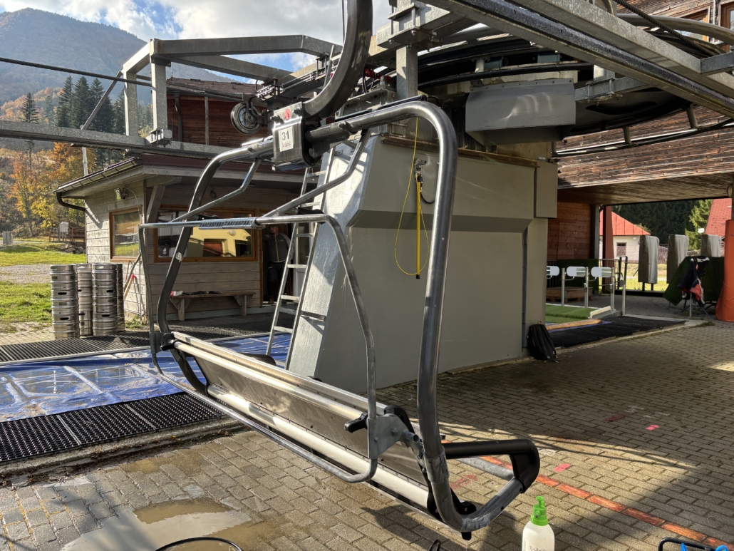 Odstránenie korózie_Čistenie lanovky Terchová stav po vyčistení